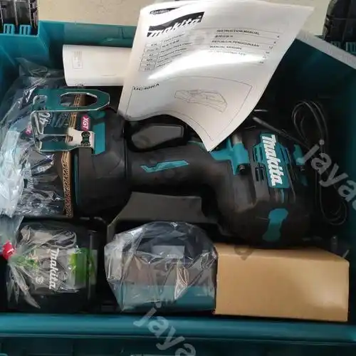 C.LESS IMPACT WRENCH MAKITA TW 001 GM201