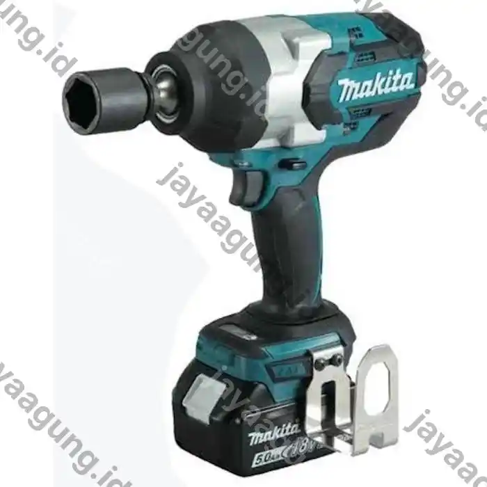 C.LESS IMPACT WRENCH MAKITA DTW 700 RTJ