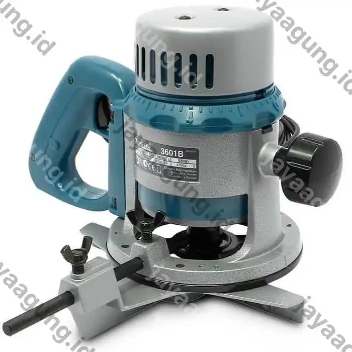 ROUTER MAKITA 3601 B